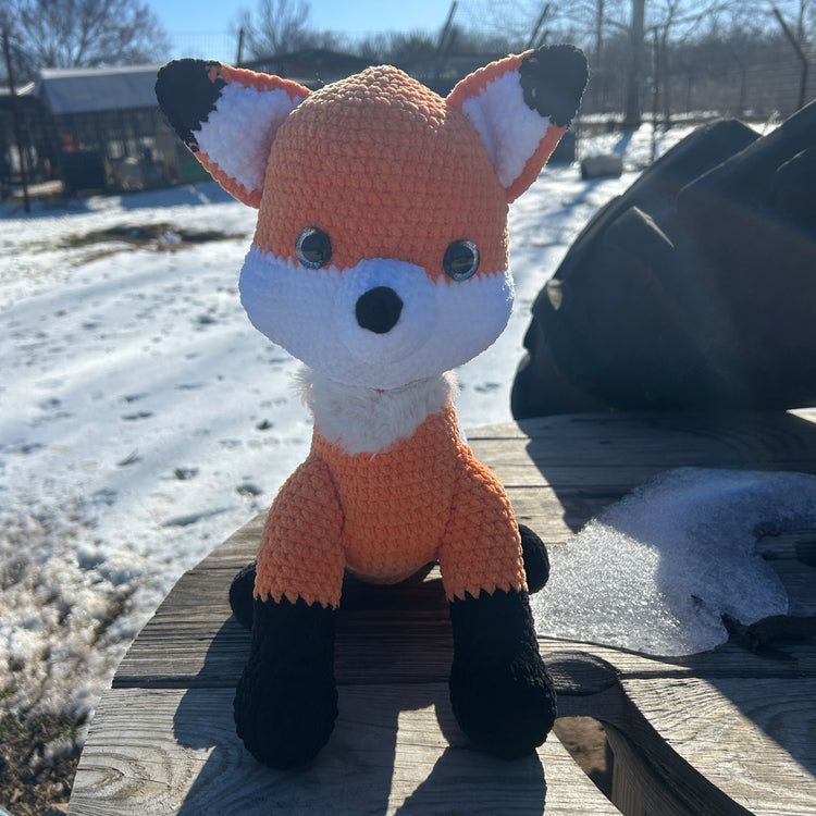 Sitting Crochet Foxes